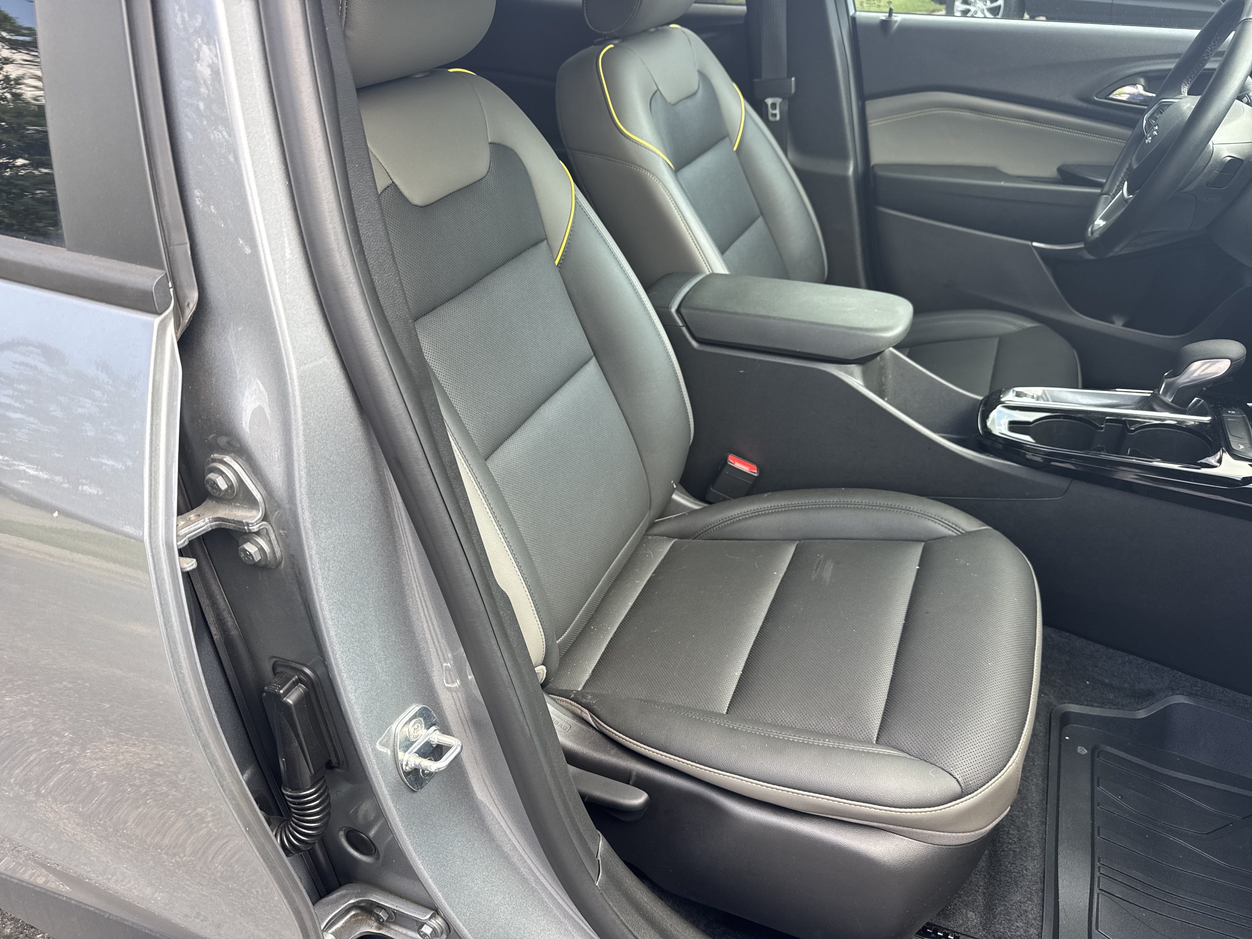 Used 2024 Chevrolet Trax ACTIV w/ Driver Confidence Package FWD image 14