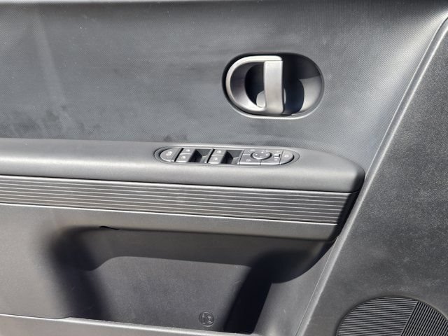 Certified 2025 Hyundai Ioniq 5 SEL RWD image 23
