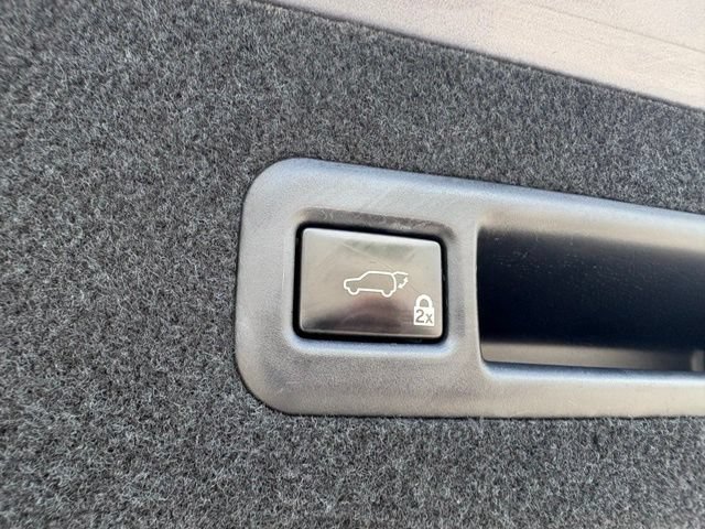 Used 2018 Lexus RX 350L Luxury w/ Accessory Package FWD image 36