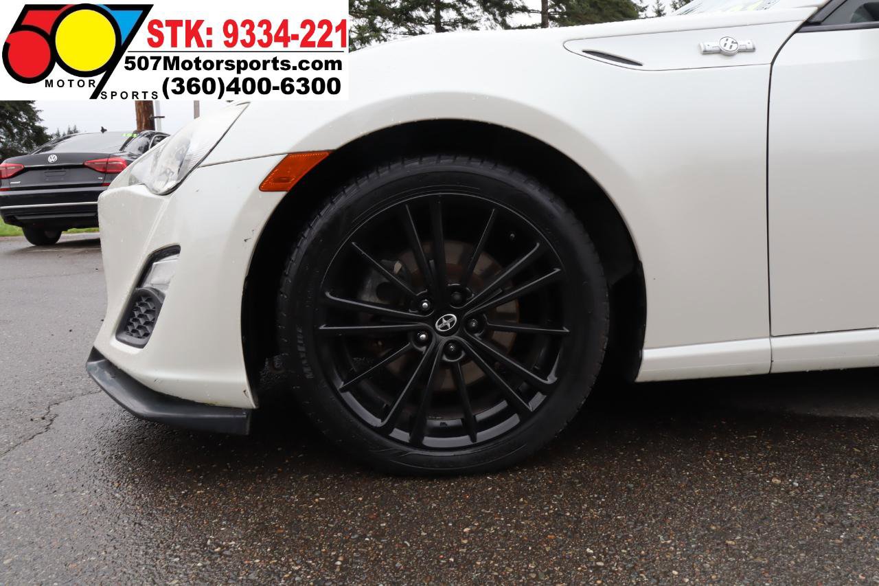 Used 2013 Scion FR-S image 22