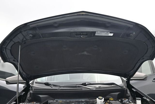 Used 2022 Chevrolet Equinox LS w/ LS Convenience Package FWD image 16