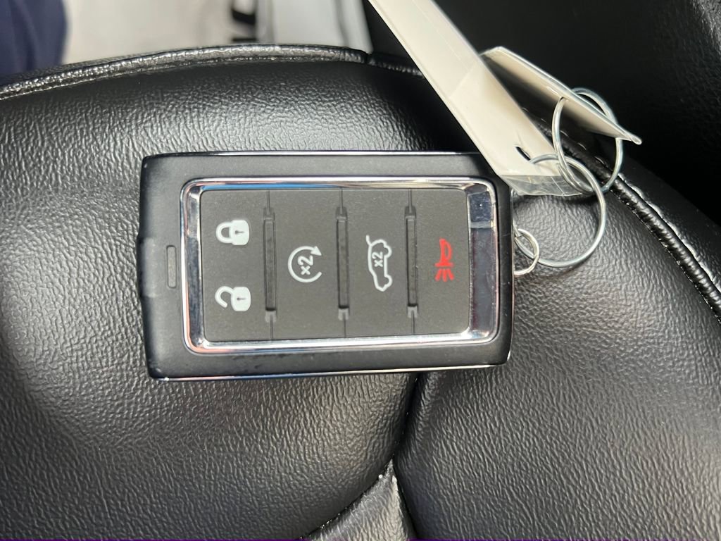 Used 2024 Jeep Grand Cherokee L Limited image 30