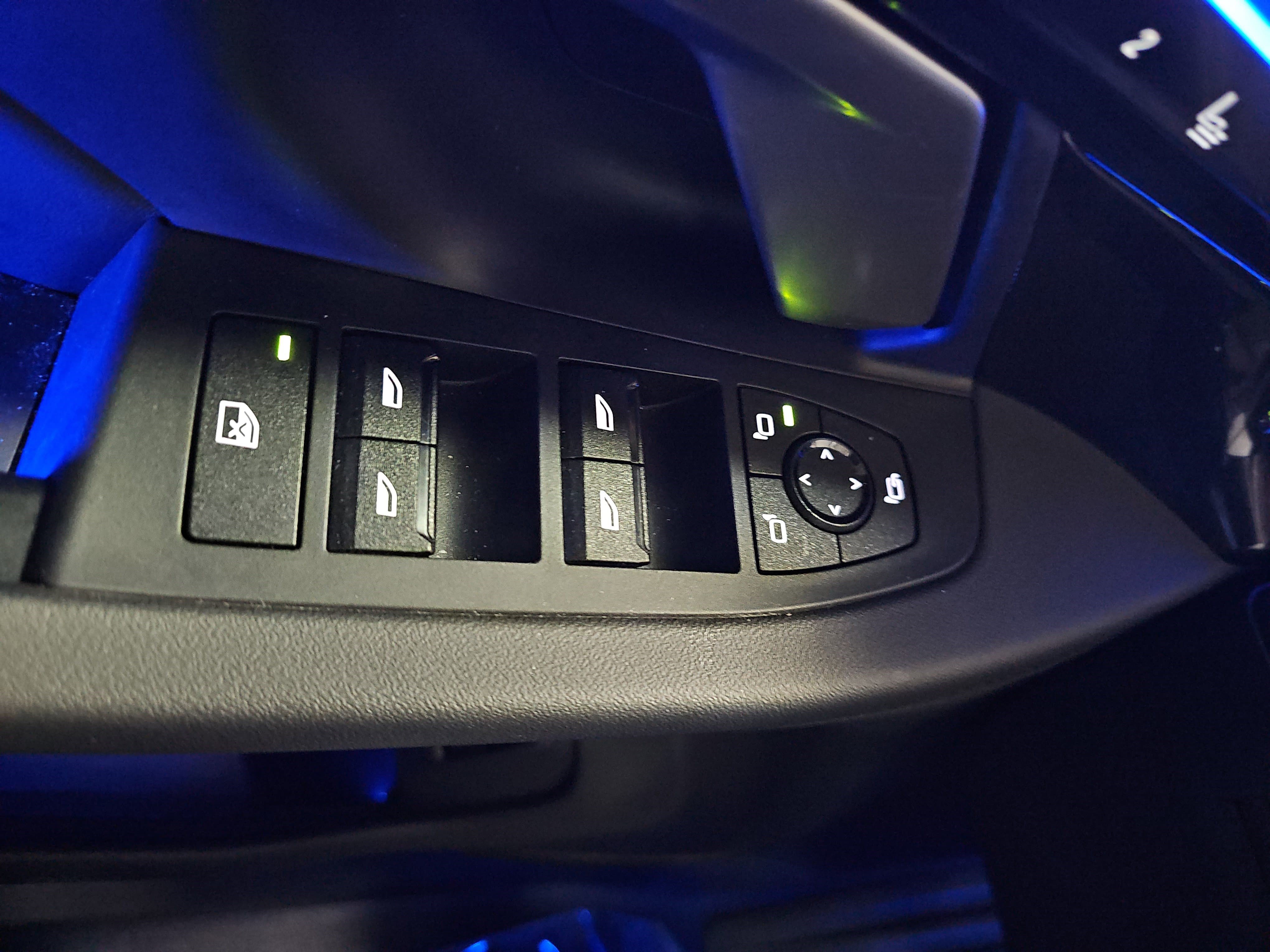 Certified 2025 BMW i5 eDrive40i w/ M Sport Package image 30