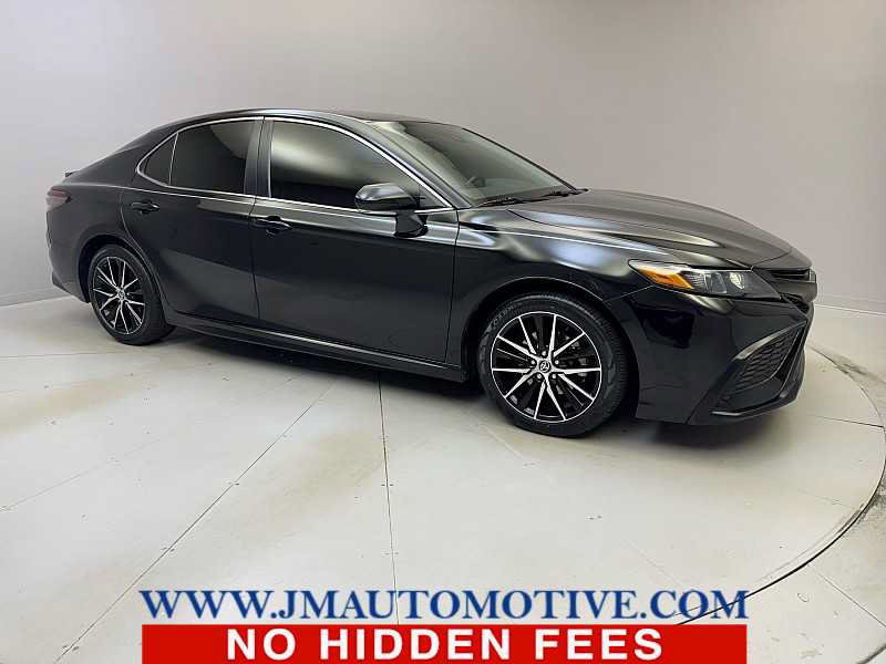 Used 2023 Toyota Camry SE FWD image 7
