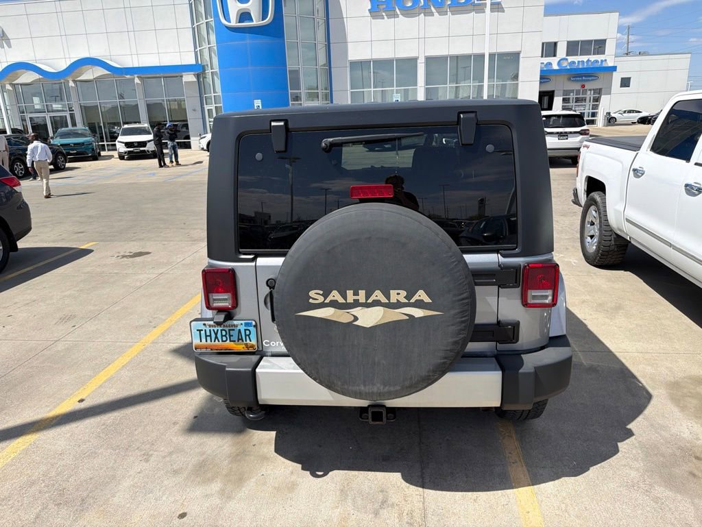 Used 2014 Jeep Wrangler Sahara w/ Connectivity Group AWD/4WD image 5