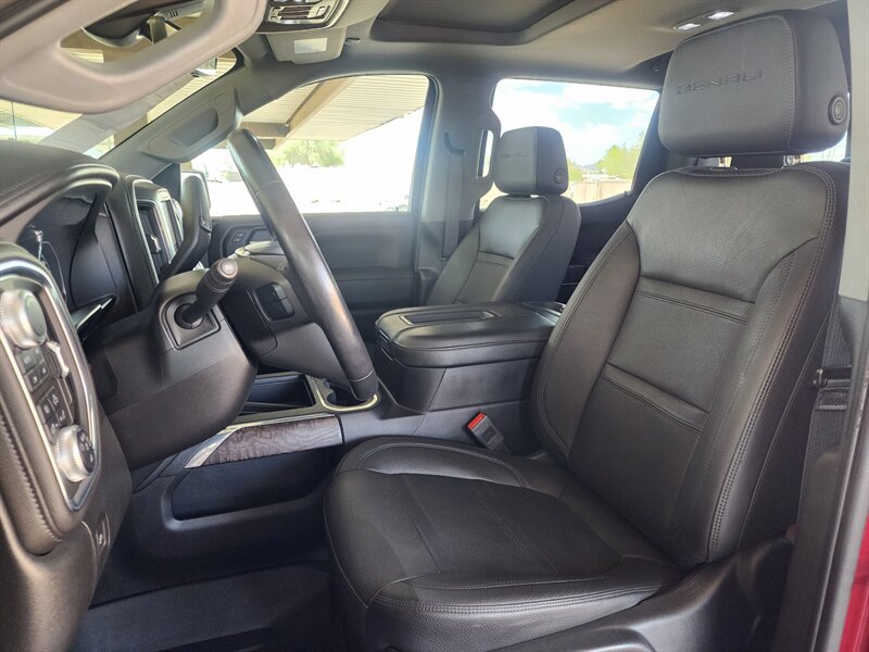 Used 2019 GMC Sierra 1500 Denali w/ Denali Ultimate Package AWD/4WD image 28