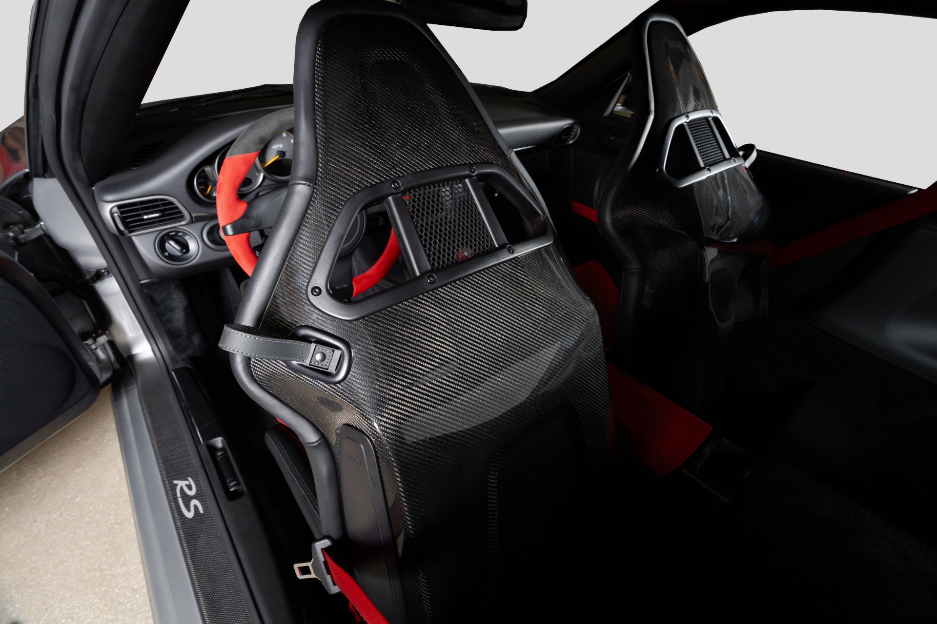 Used 2011 Porsche 911 GT2 RS image 39