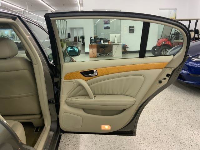 Used 2004 INFINITI Q45 Luxury RWD image 33