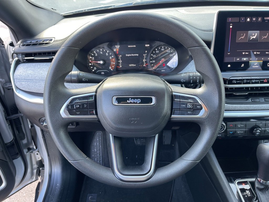 Certified 2024 Jeep Compass Sport image 16