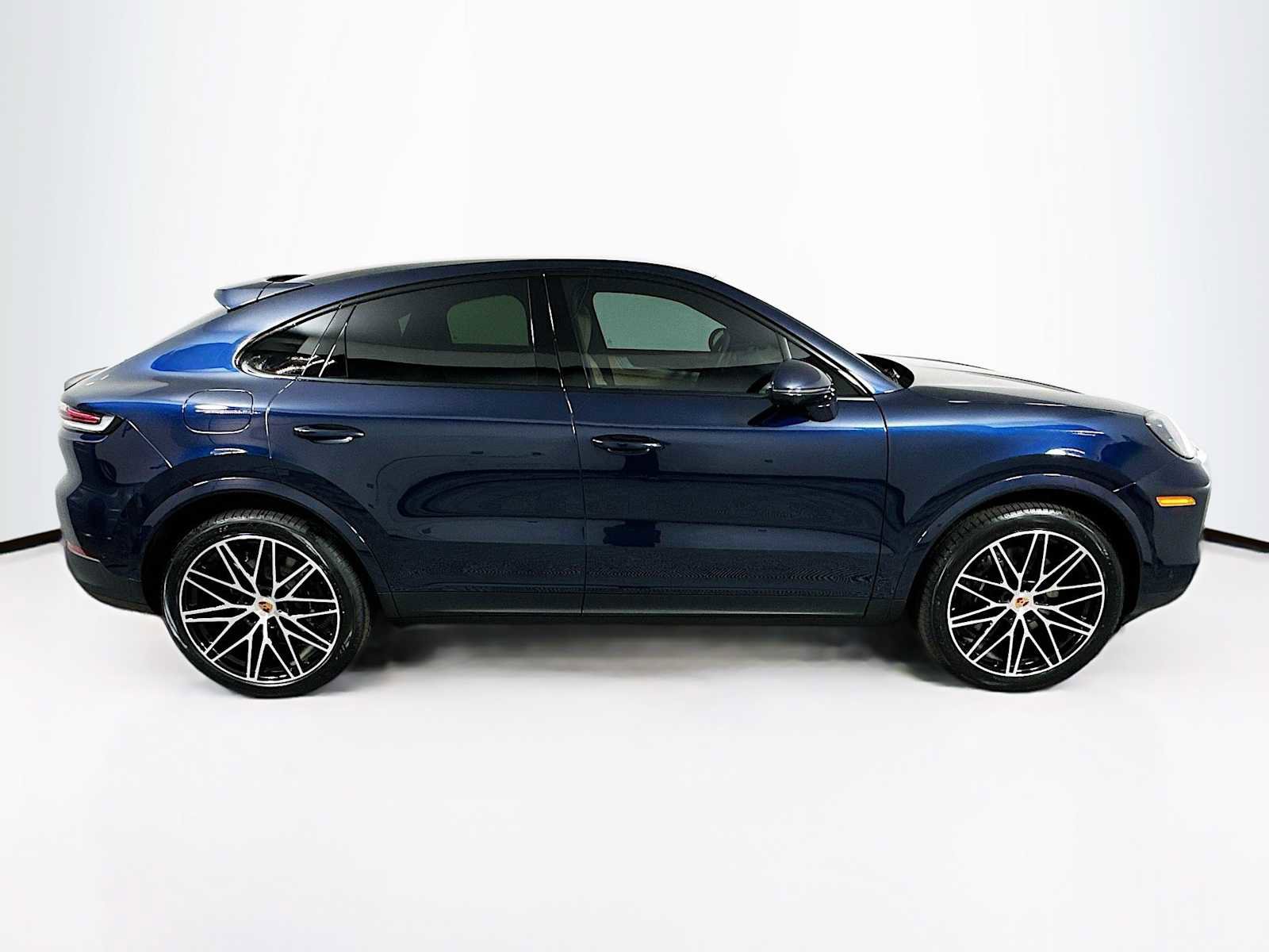 New 2026 Porsche Cayenne Coupe image 8