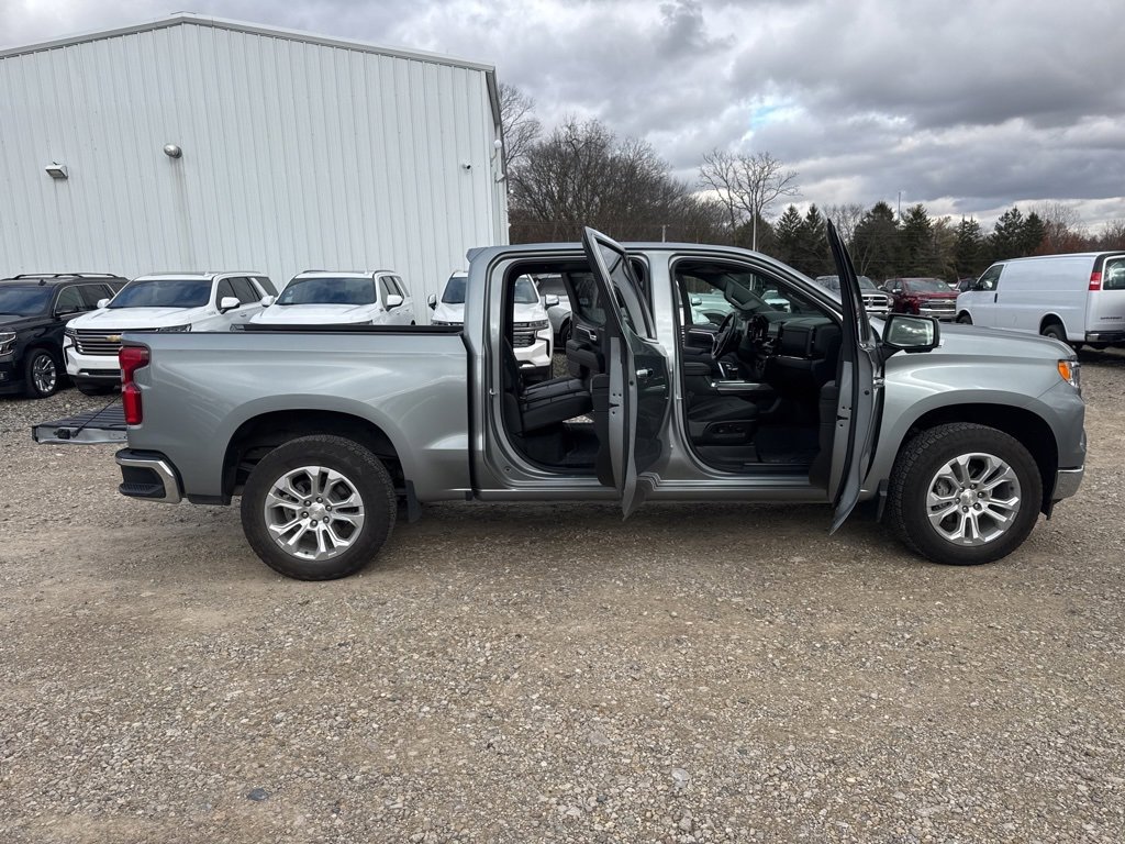 Used 2023 Chevrolet Silverado 1500 LTZ w/ LTZ Premium Package image 44