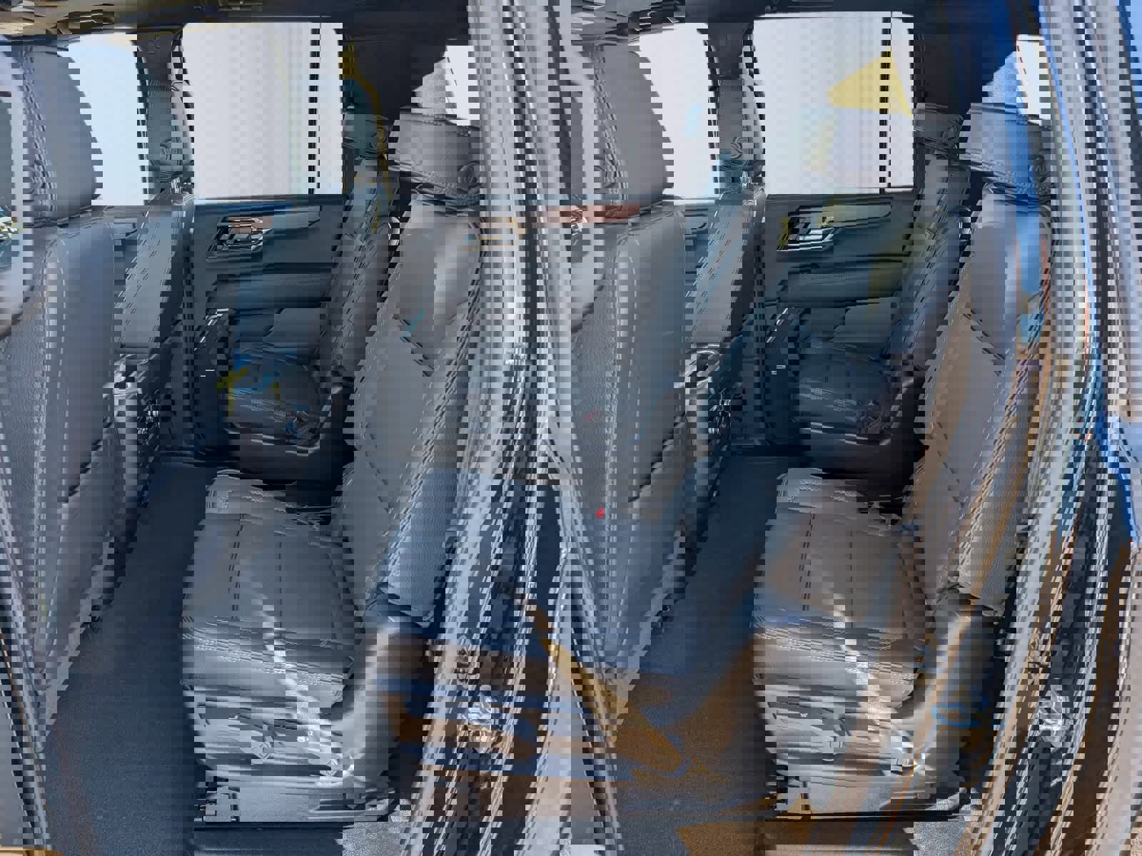 Certified 2025 GMC Yukon XL Denali w/ Sun & Power Step Package image 14