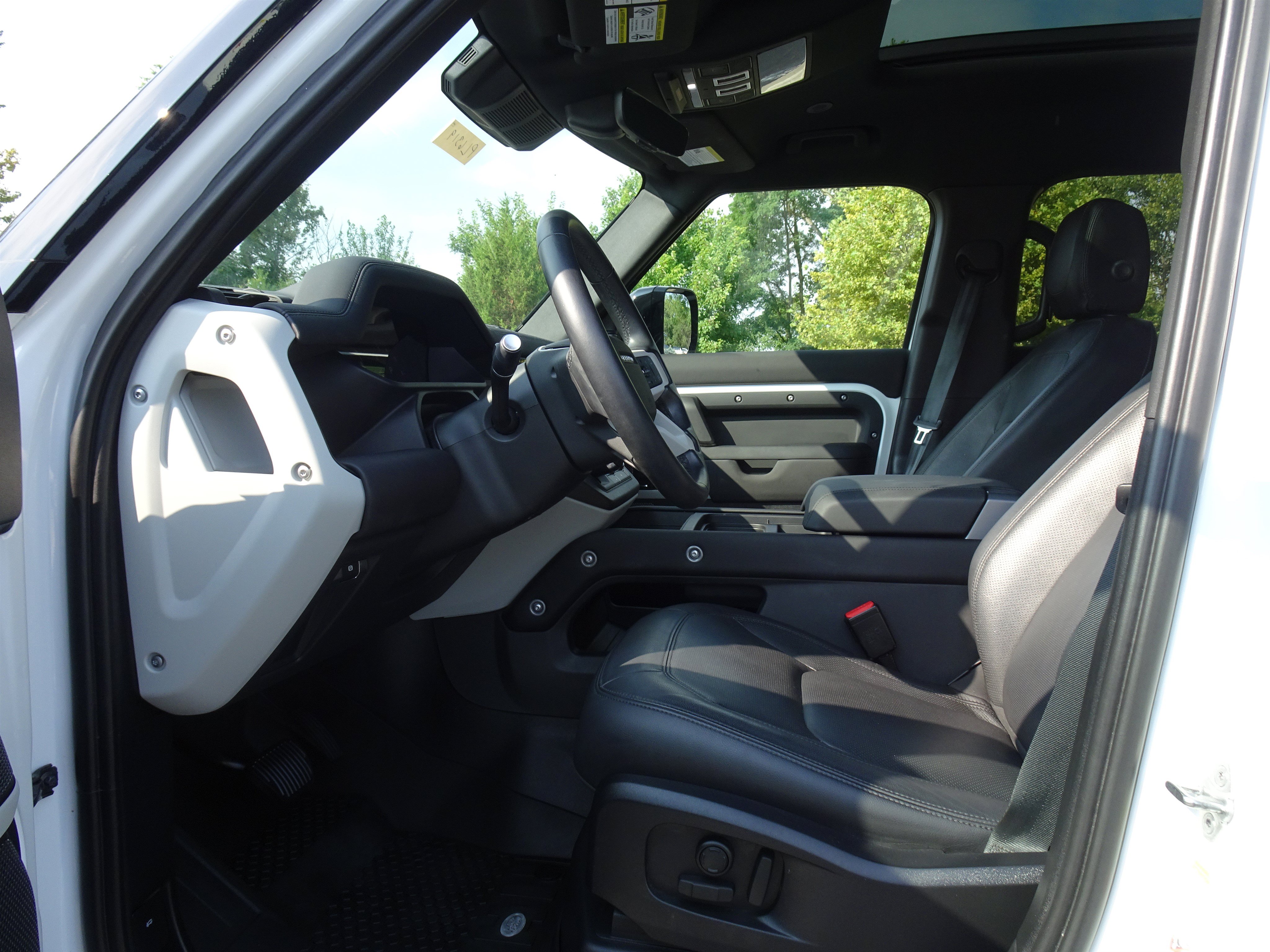 Certified 2024 Land Rover Defender 110 S AWD/4WD image 2