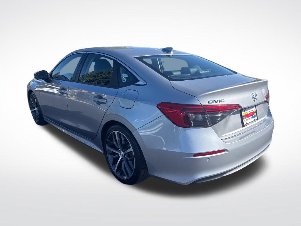Certified 2024 Honda Civic Touring image 3