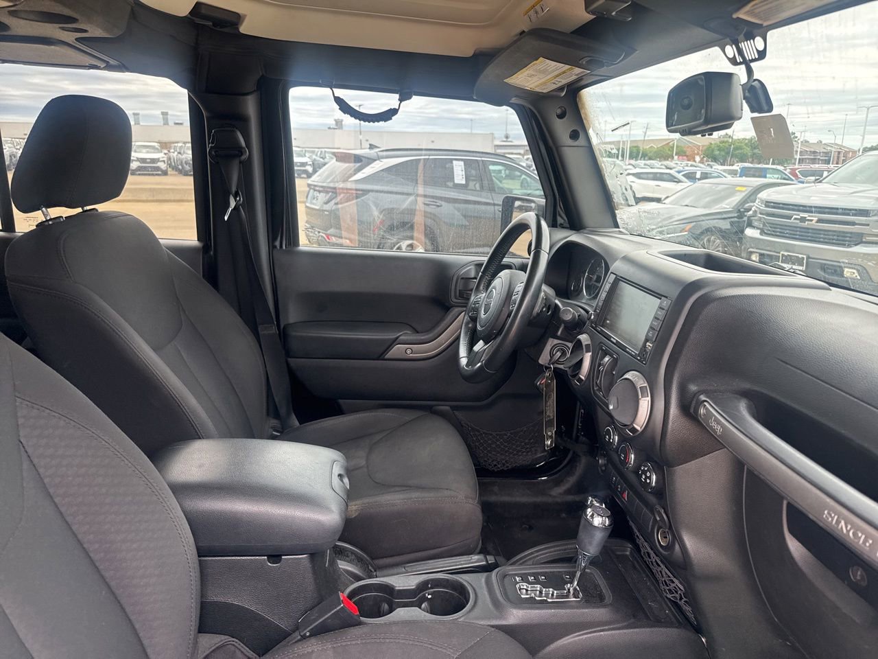 Used 2015 Jeep Wrangler Unlimited Sport w/ Quick Order Package 24S AWD/4WD image 29