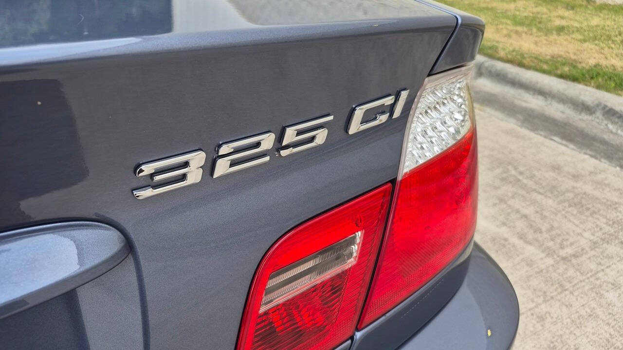 Used 2005 BMW 325Ci Convertible RWD image 25