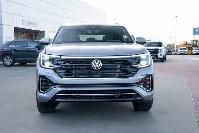 New 2026 Volkswagen Atlas Cross Sport SEL Premium R-Line AWD/4WD image 9