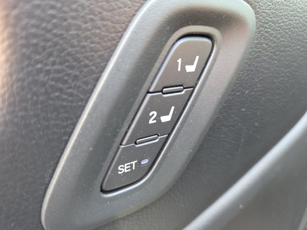 Certified 2025 Honda Pilot TrailSport image 38