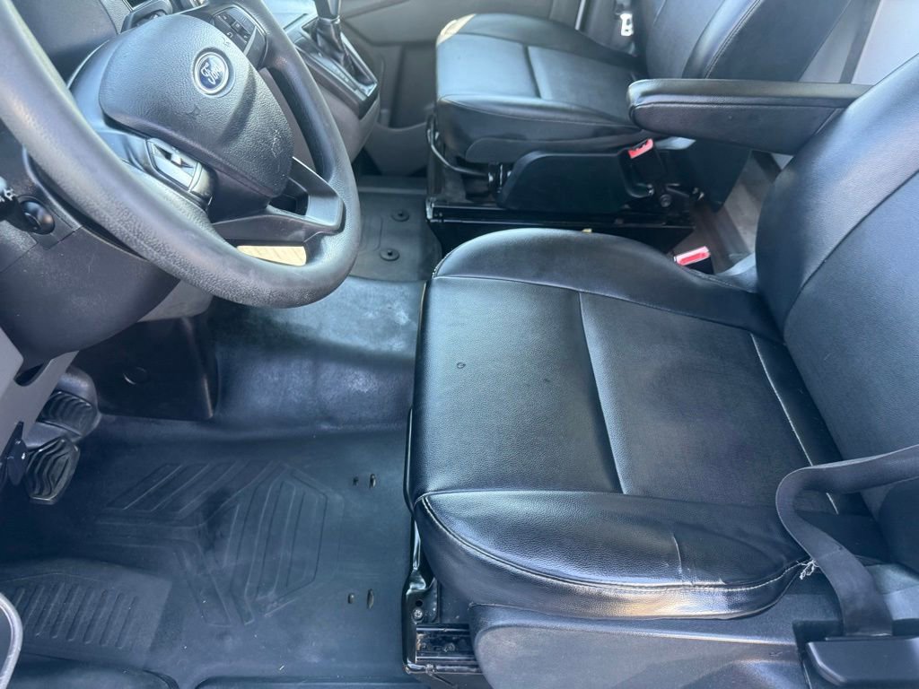 Used 2022 Ford Transit 350 DRW RWD image 15
