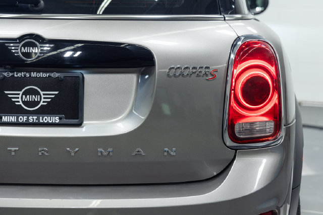 Used 2020 MINI Cooper Countryman S w/ Storage Package AWD/4WD image 8