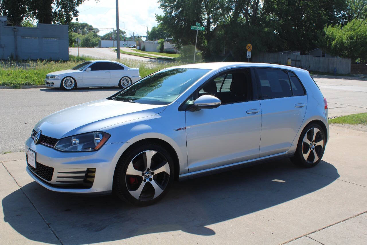 Used 2016 Volkswagen GTI S FWD image 4