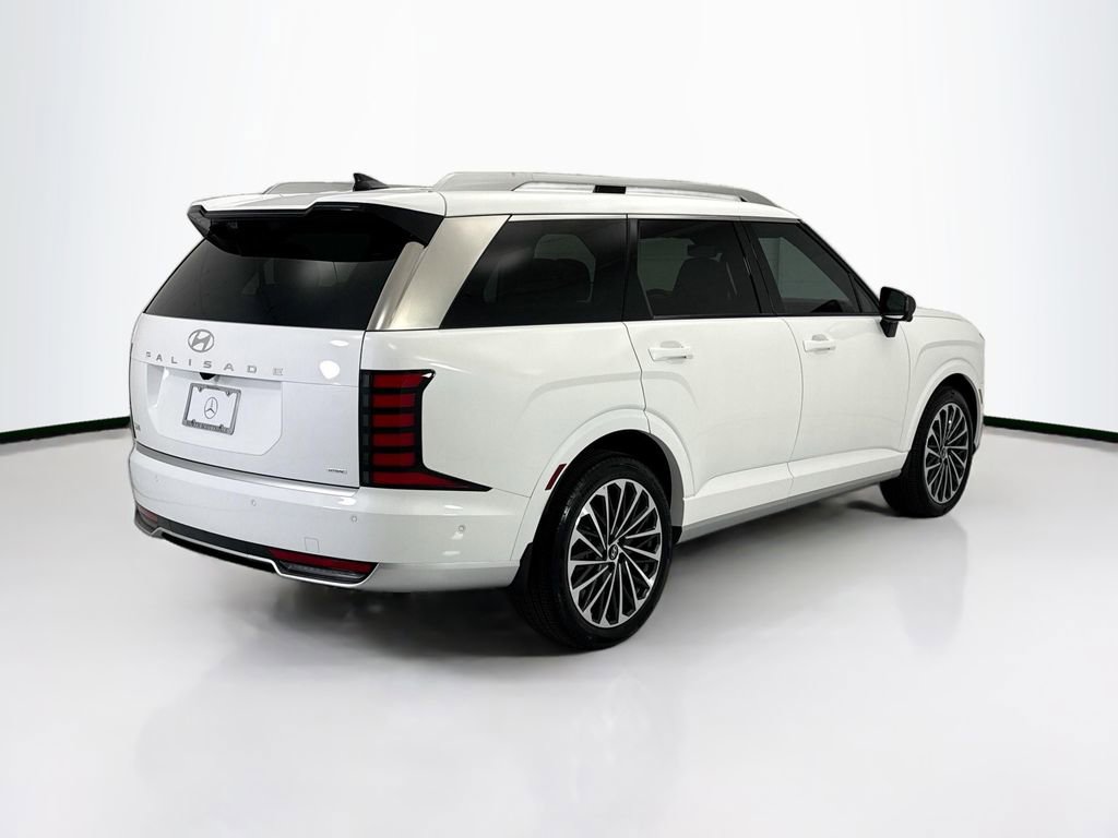 Used 2026 Hyundai Palisade Calligraphy image 5