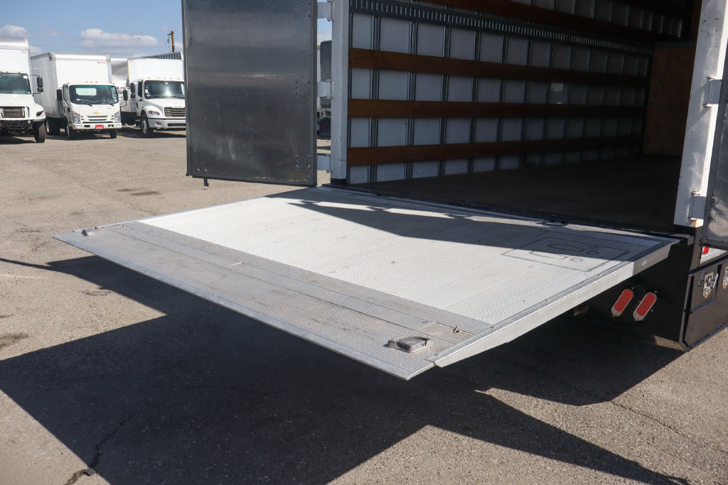 Used 2024 Ford E-450 and Econoline 450 Super Duty w/ Power Windows & Locks Group RWD image 9