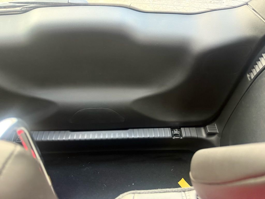 New 2025 Chrysler Pacifica Select image 38