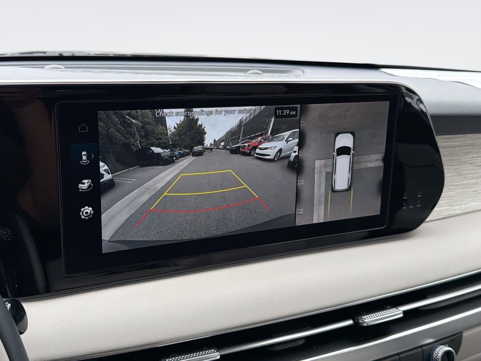 Used 2025 Hyundai Palisade Calligraphy FWD image 14