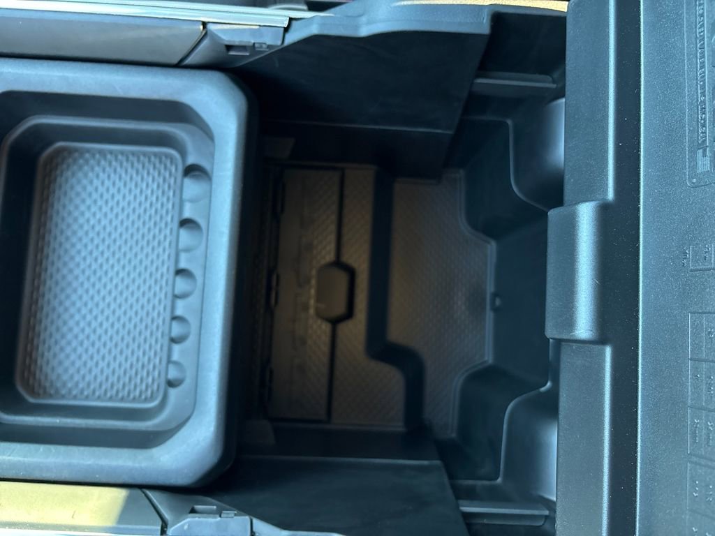 Used 2024 RAM 3500 Laramie image 31