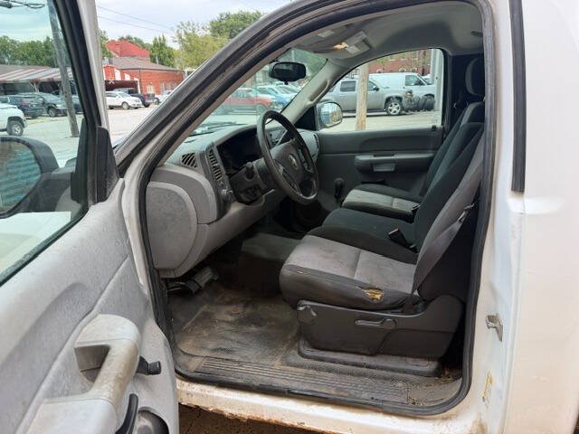 Used 2008 Chevrolet Silverado 1500 W/T RWD image 14