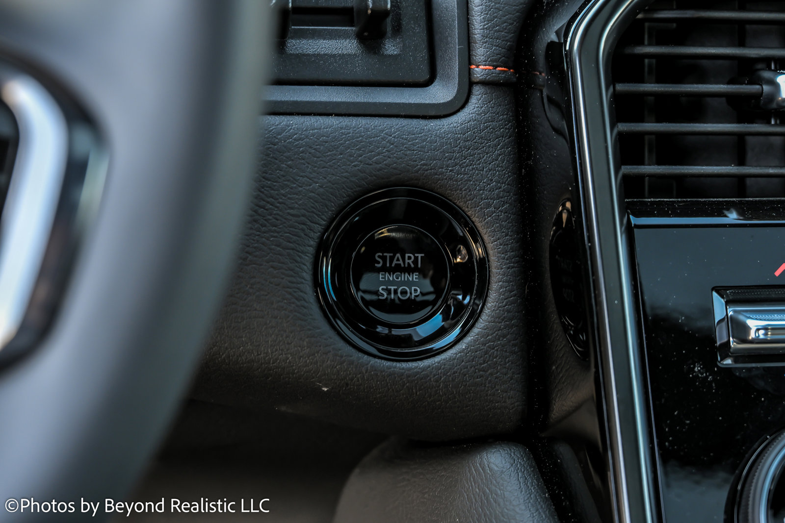 Used 2026 Nissan Armada PRO-4X image 44