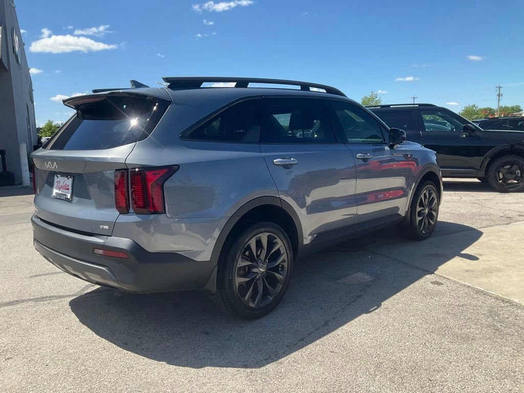 Used 2023 Kia Sorento X-Line EX AWD/4WD image 7