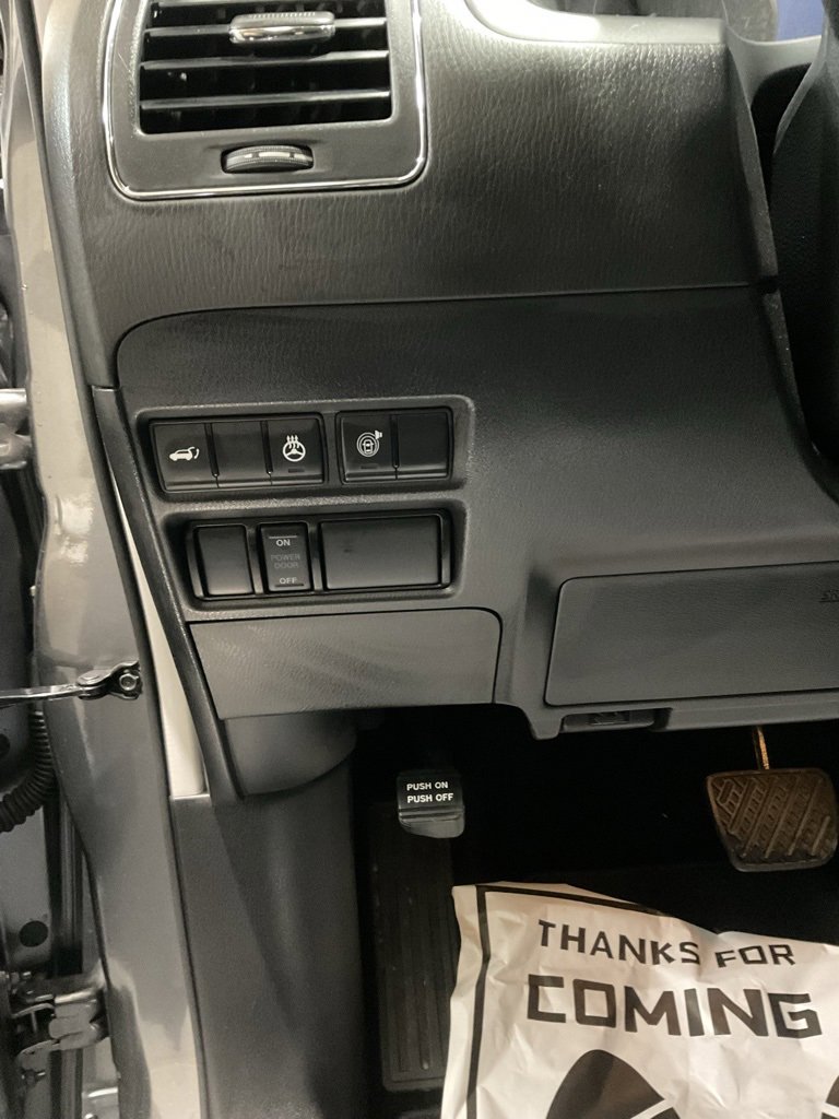 Used 2024 Nissan Armada SL w/ Captain's Chairs Package image 8