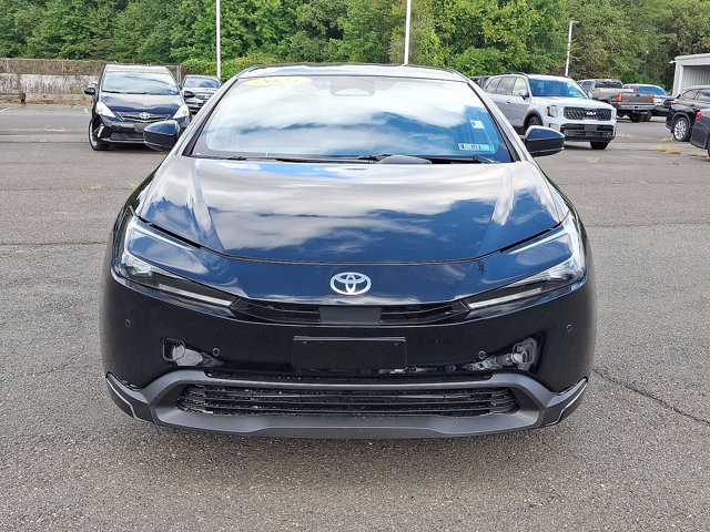 Used 2025 Toyota Prius LE FWD image 28