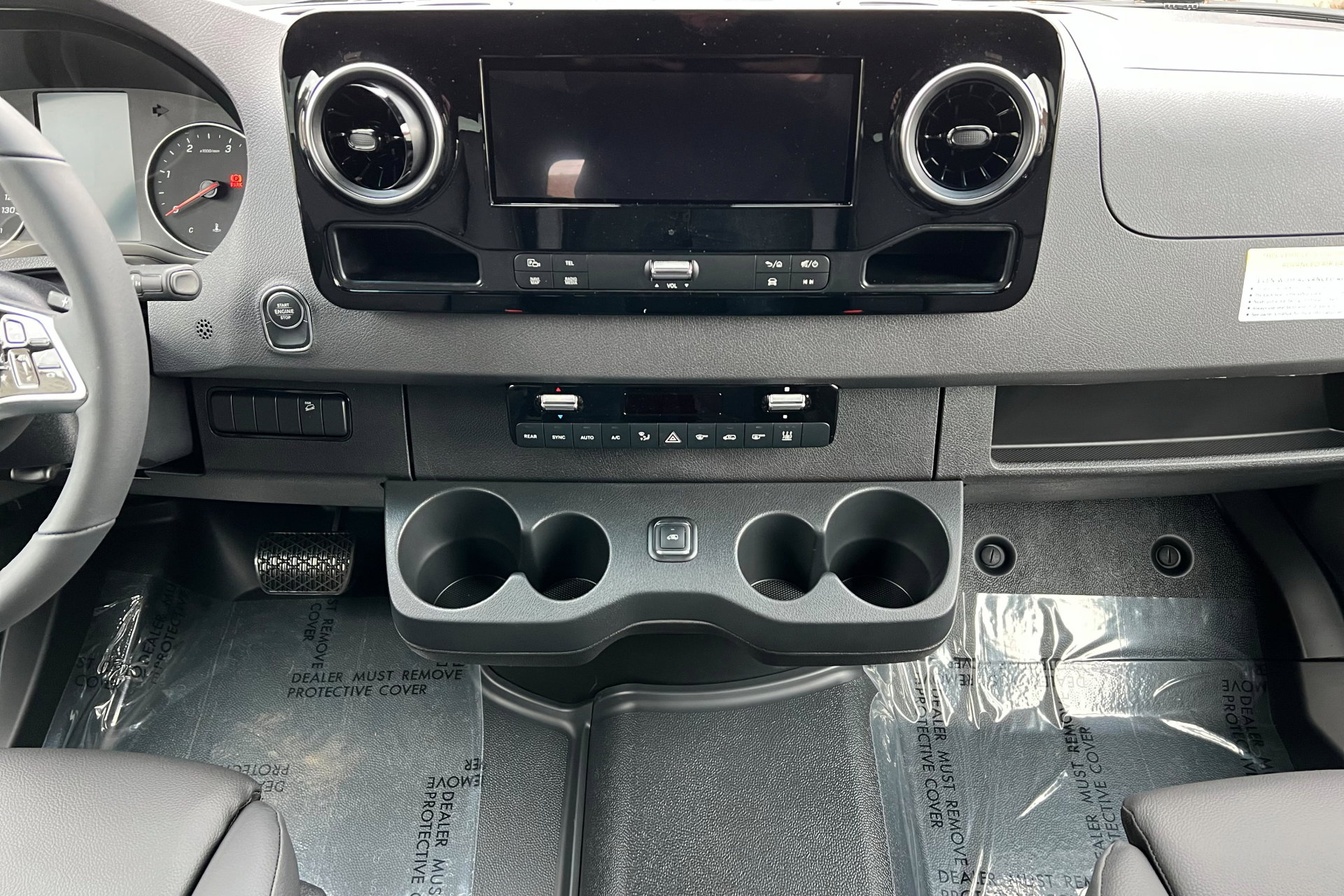 New 2026 Mercedes-Benz Sprinter 2500 image 13