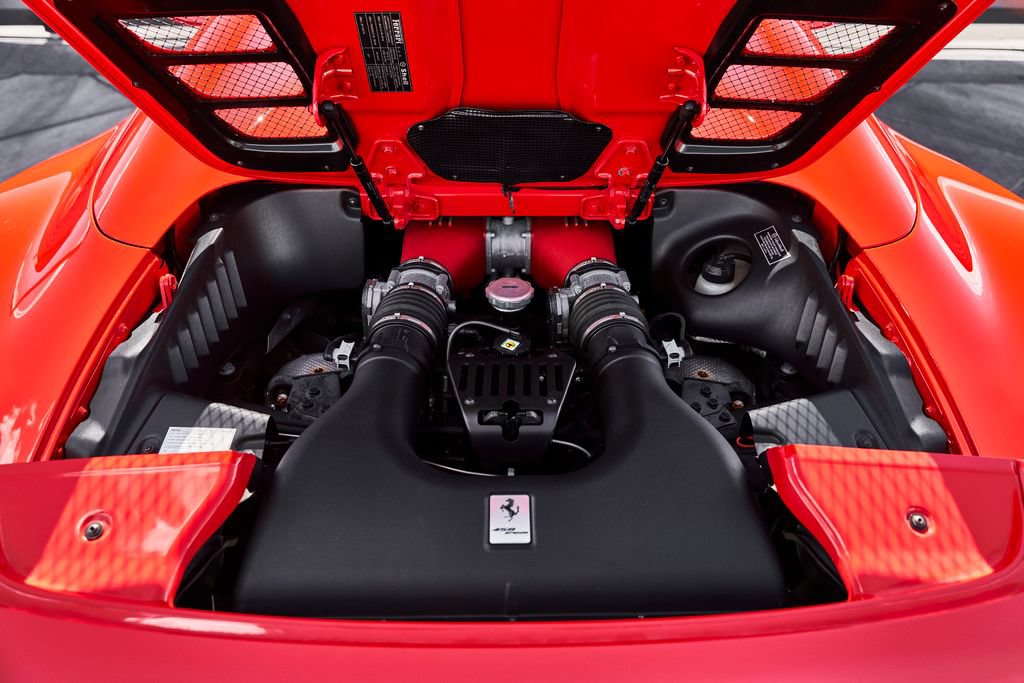 Used 2012 Ferrari 458 Spider RWD image 22