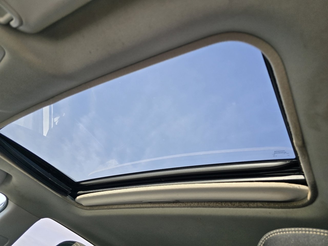 Used 2014 Toyota RAV4 XLE AWD/4WD image 17