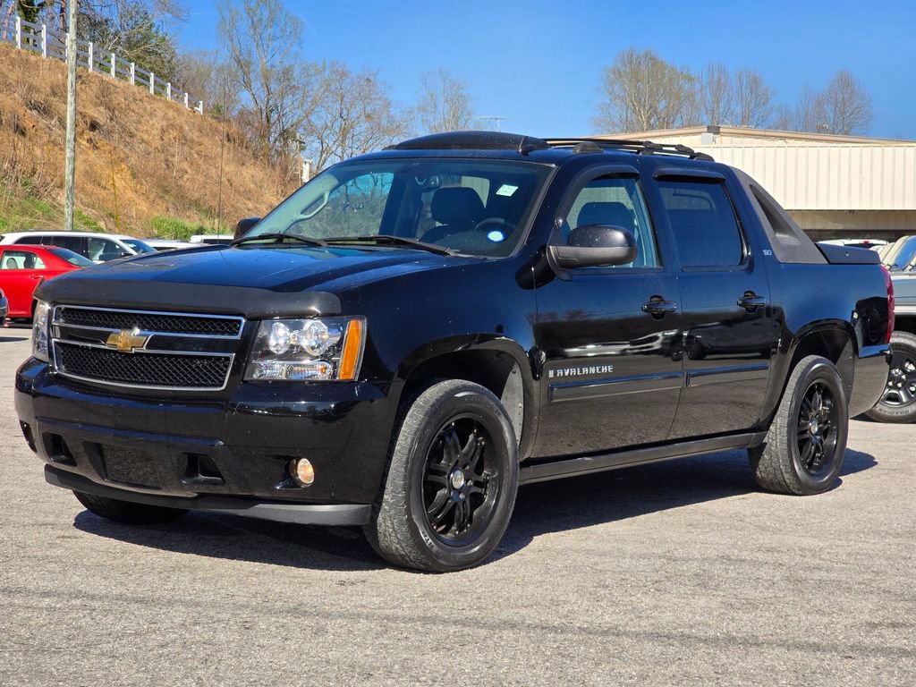 Used 2007 Chevrolet Avalanche LTZ w/ LTZ Preferred Equipment Group video 2