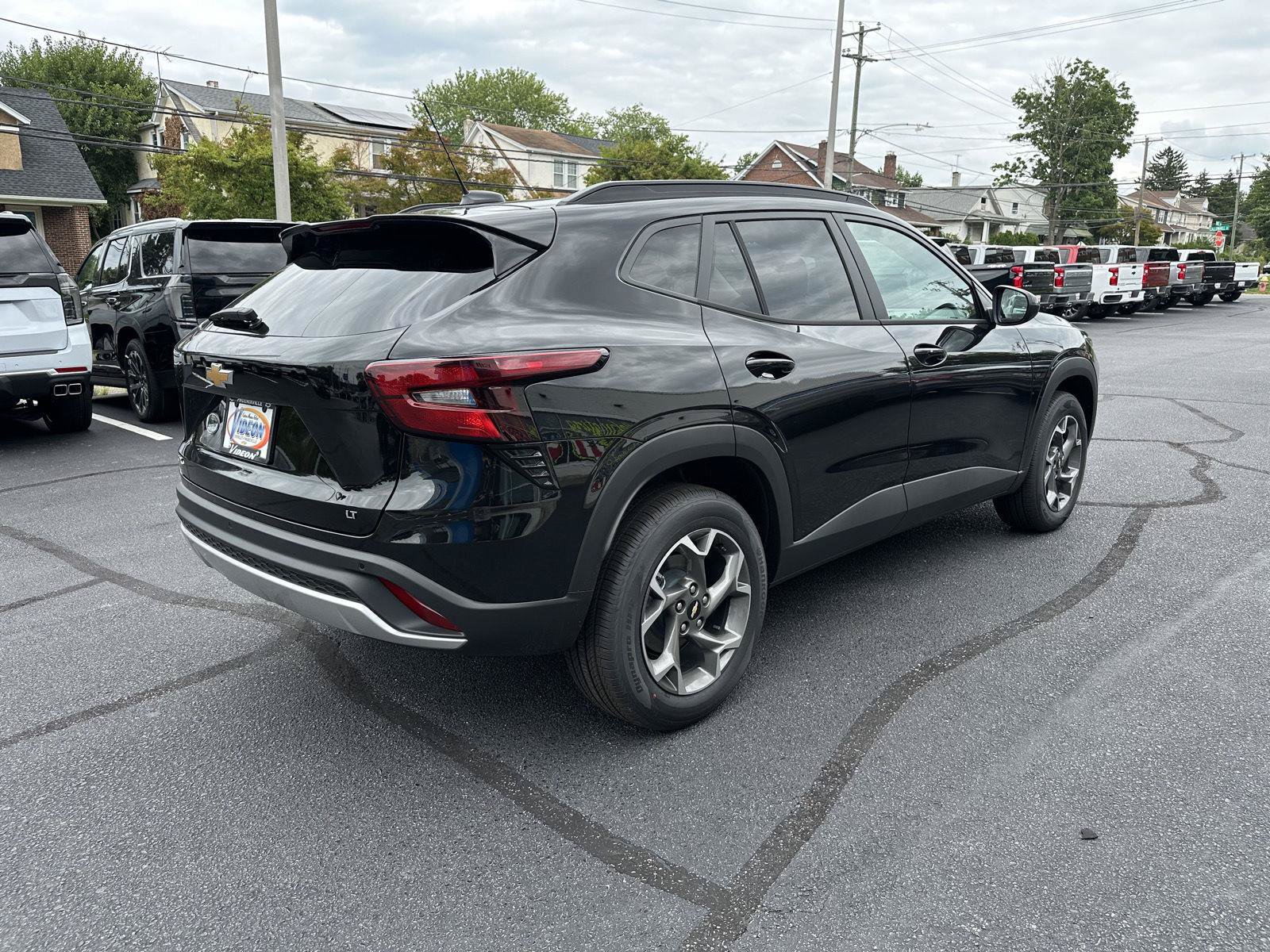 New 2026 Chevrolet Trax LT w/ Sunroof Package FWD image 7