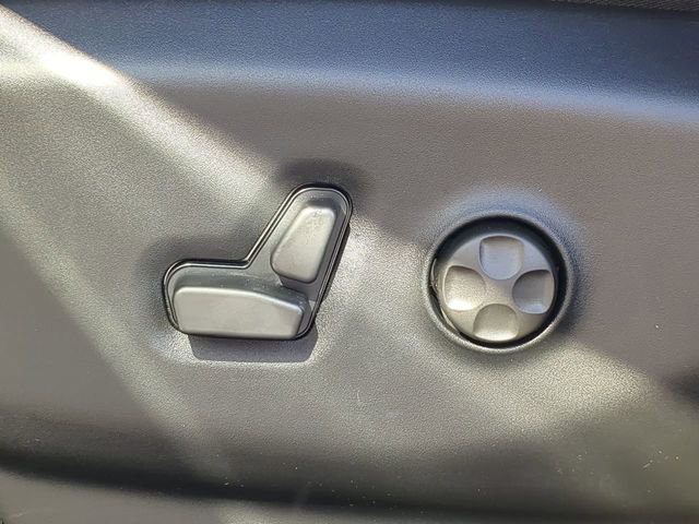 New 2026 Chrysler Voyager LX image 23