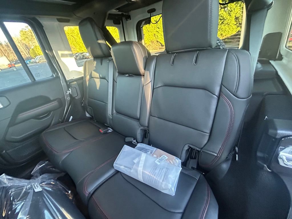 New 2026 Jeep Wrangler Unlimited Rubicon 392 image 16