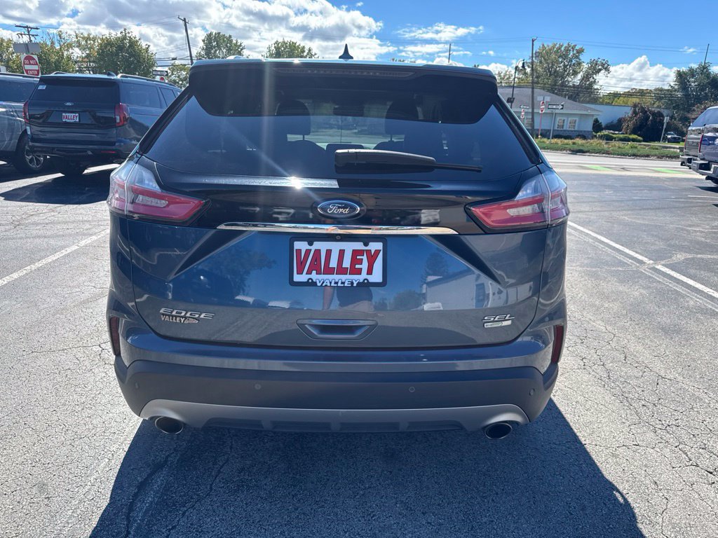 Used 2019 Ford Edge SEL w/ Equipment Group 201A AWD/4WD image 5