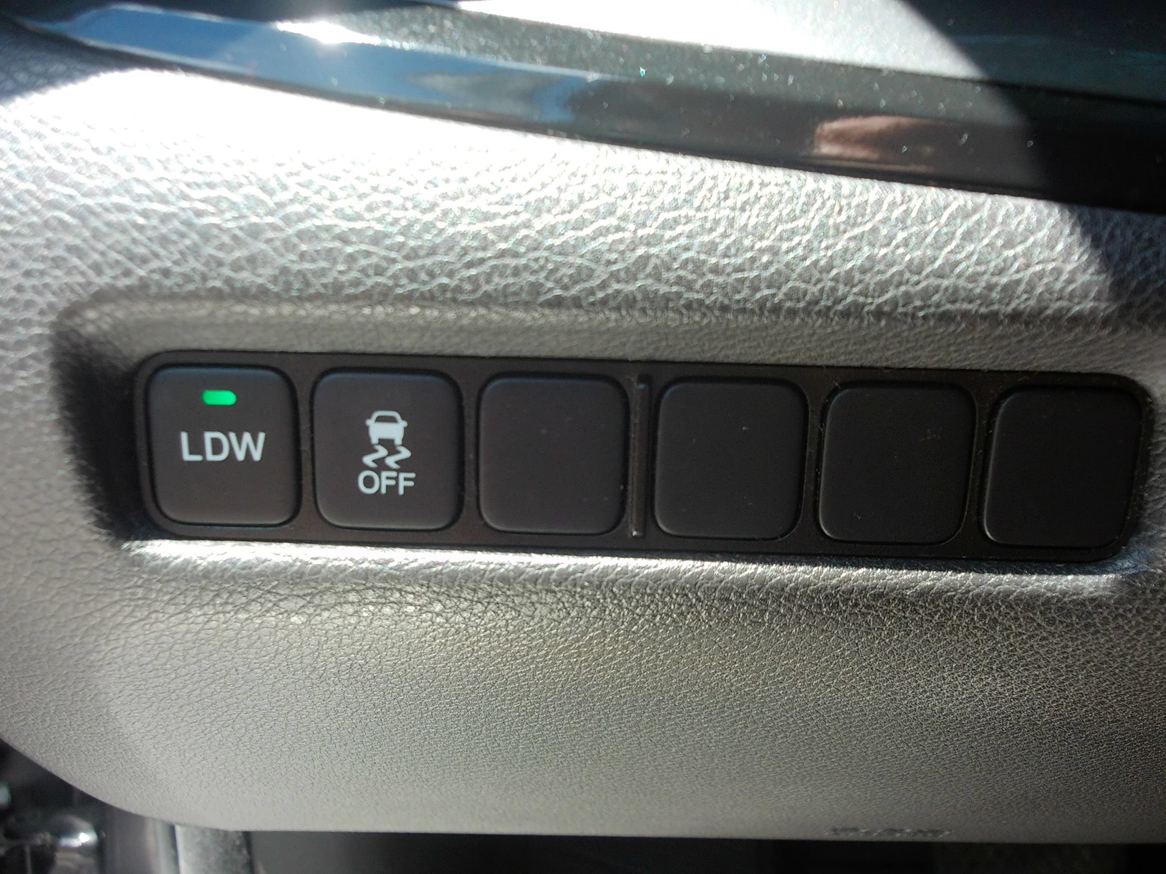 Used 2014 Acura RLX FWD image 25