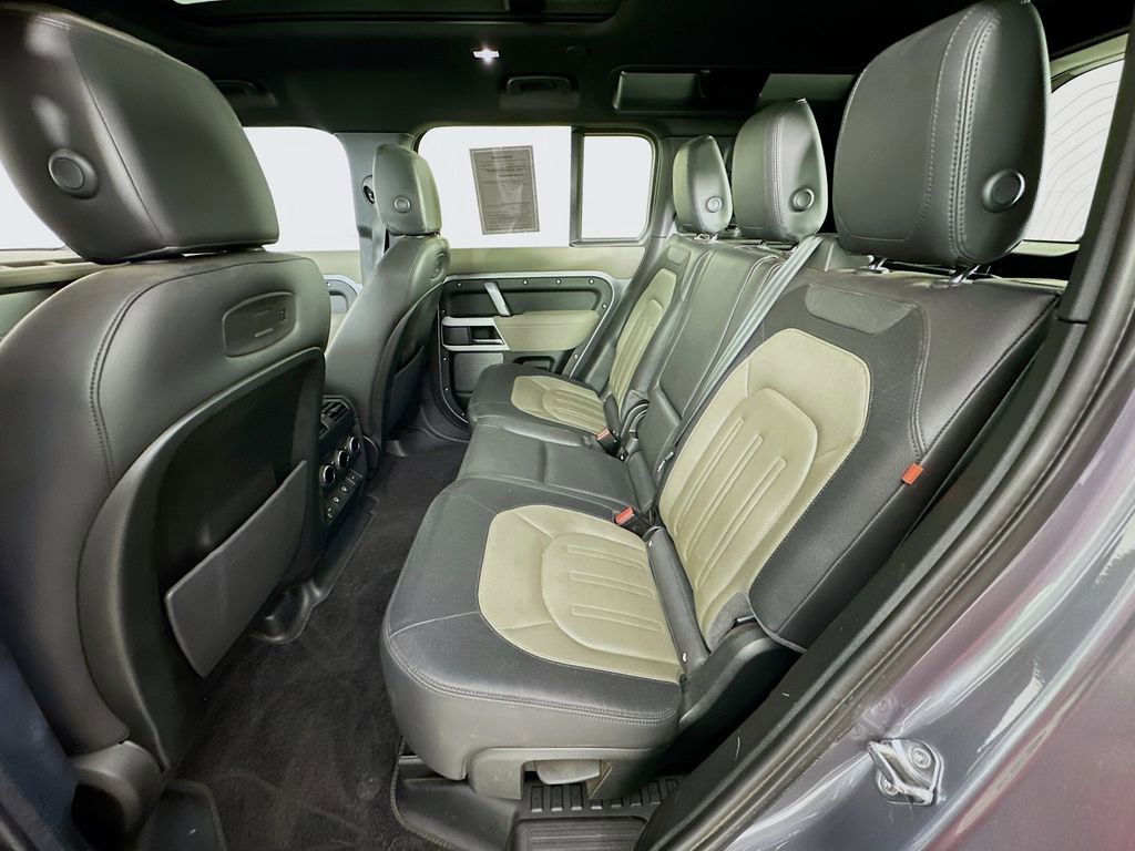 Used 2022 Land Rover Defender 110 X-Dynamic SE AWD/4WD image 33
