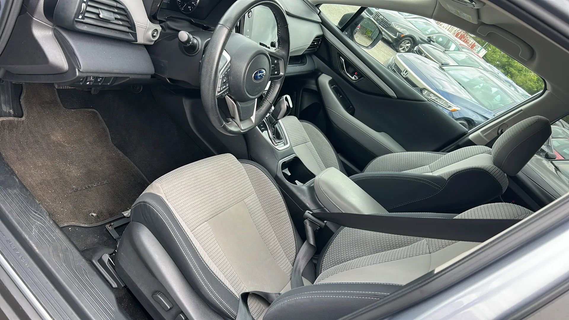 Used 2023 Subaru Outback Premium AWD/4WD image 10