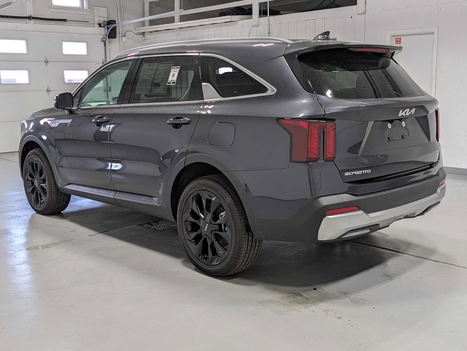 Certified 2026 Kia Sorento EX AWD/4WD image 10