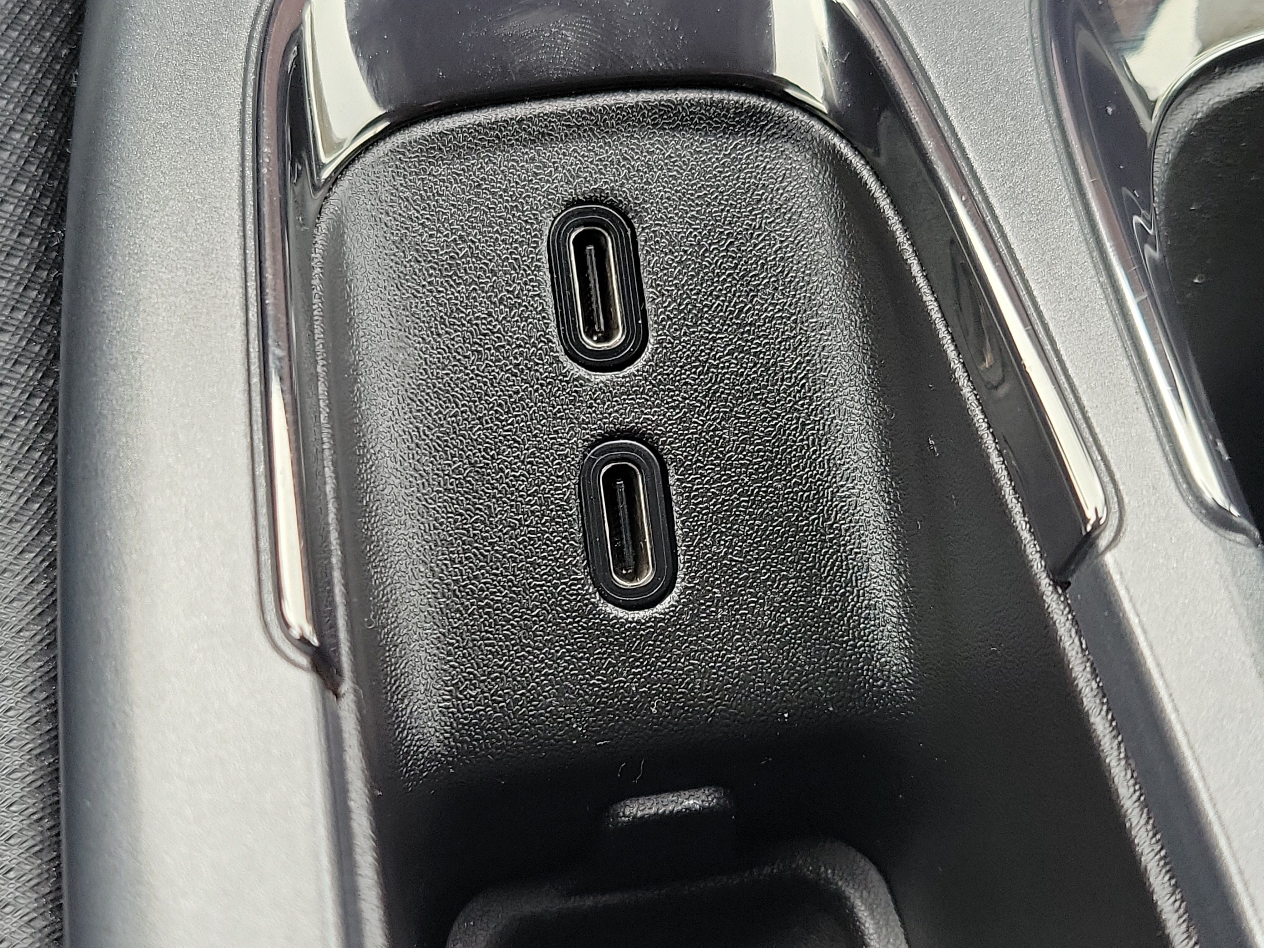Used 2024 Chevrolet Equinox EV RS FWD image 31