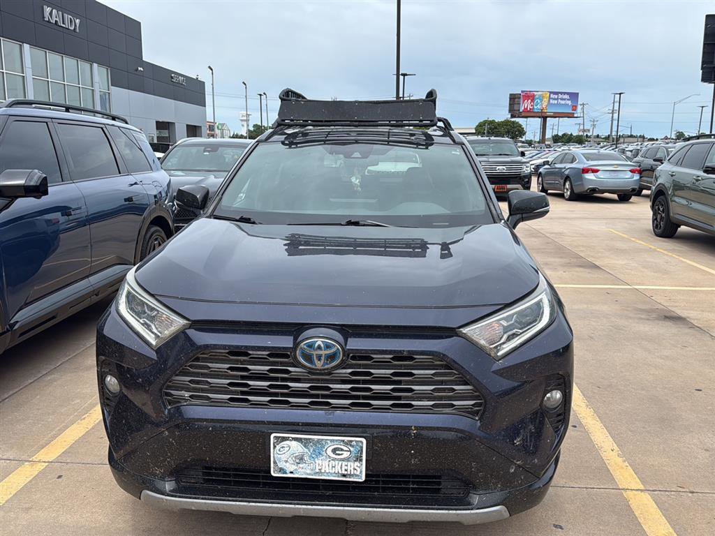 Used 2019 Toyota RAV4 XSE w/ Carpet Mat Package AWD/4WD image 8