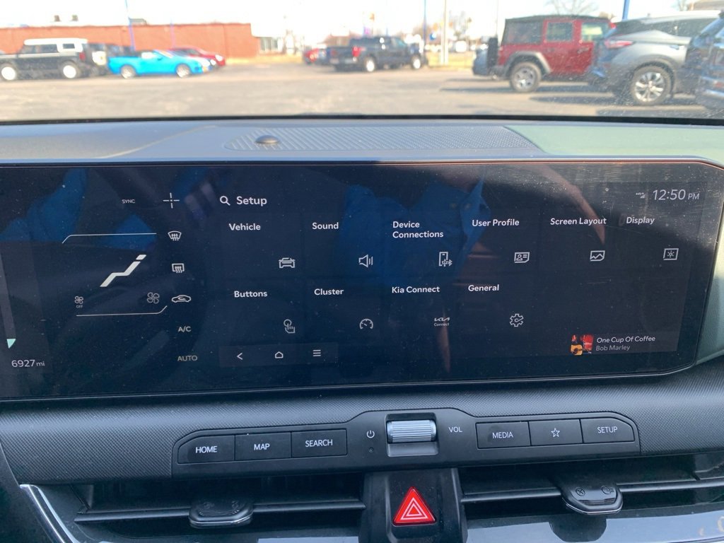 Used 2025 Kia K4 EX image 21